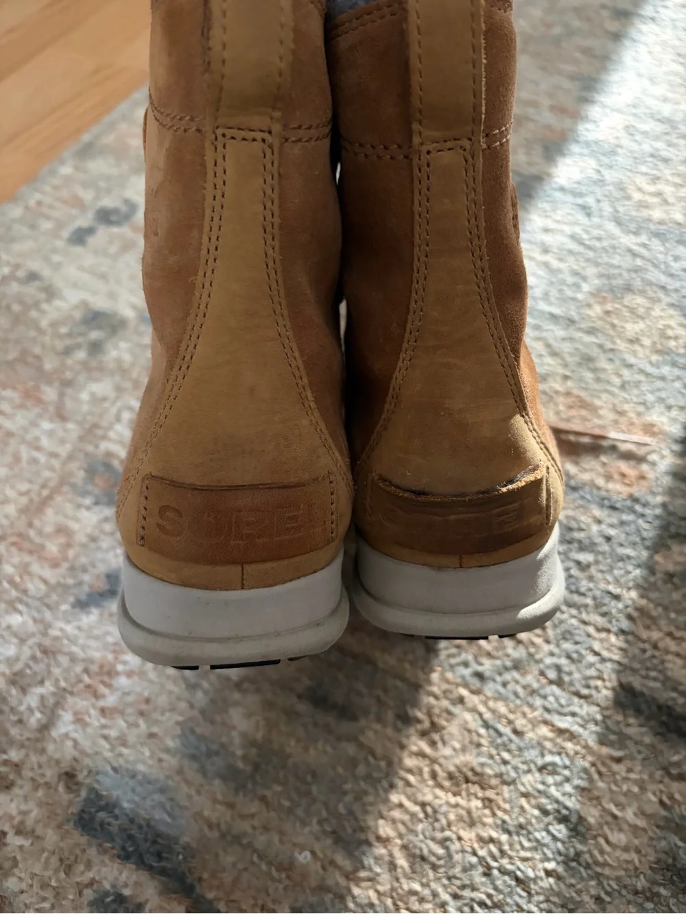 Sorel Boots Gray and Tan